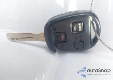 2004 Lexus Rx 330 z USA, uszkodzony, nr VIN JTJGA31UX40026235